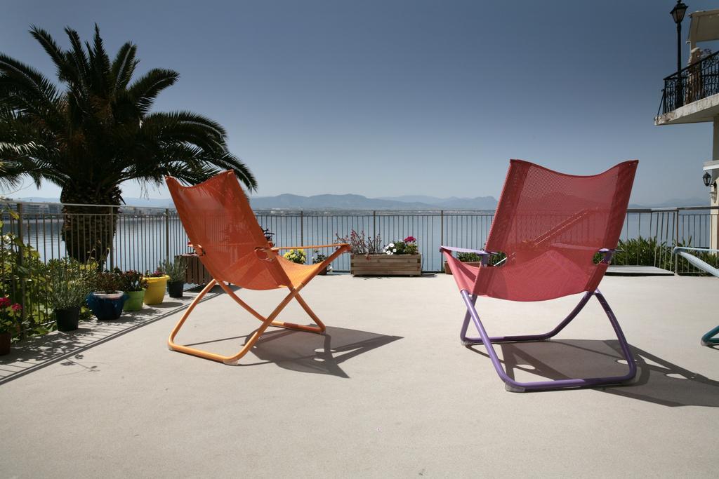 Hotel Theoxenia Loutraki  Exterior photo