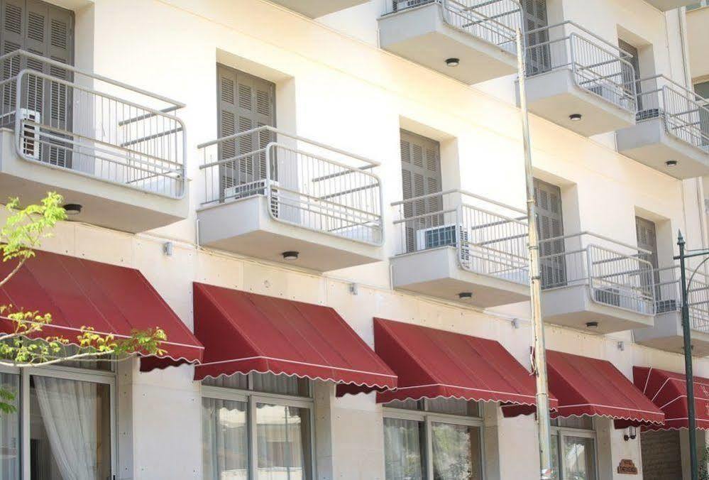 Hotel Theoxenia Loutraki  Exterior photo